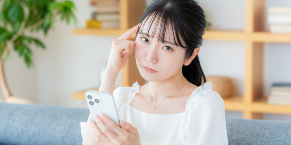 Amazonギフト券に関するトラブルは、意外と身近に潜んでいます。最も多いのが、詐欺被害です。